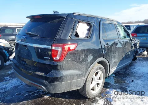 2016 Ford Explorer Xlt z USA, uszkodzony, nr VIN 1FM5K8DH5GGD24282